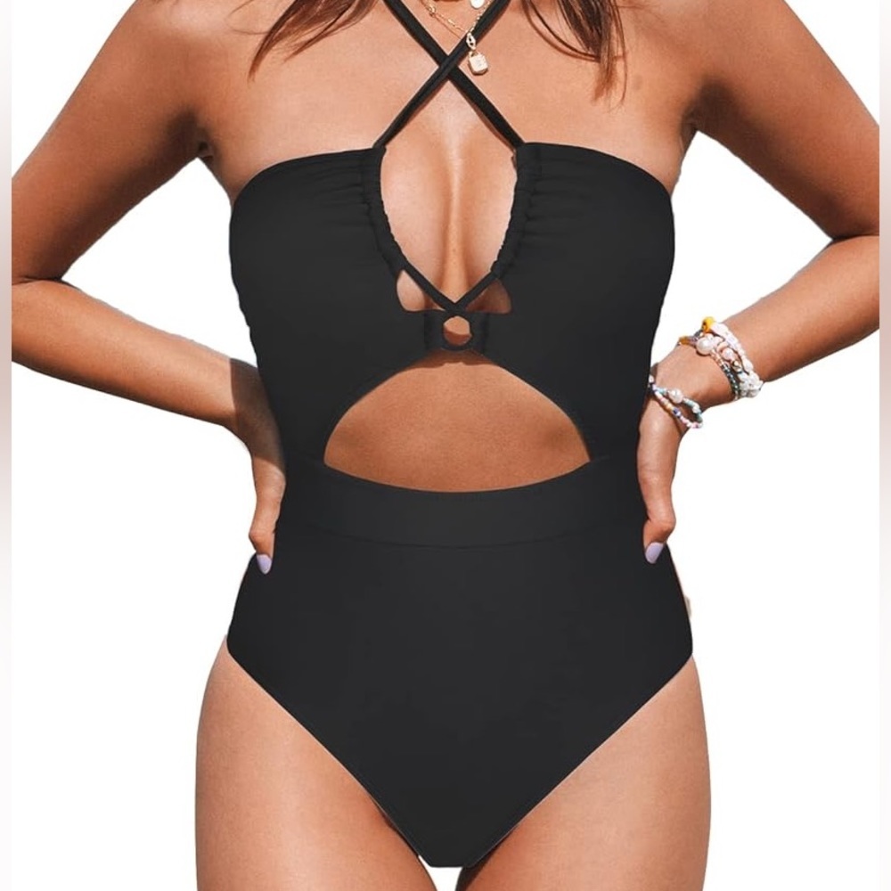 CUPSHE Women's One Piece Swimsuit Plunge Neck  Crisscross Cutout, Black